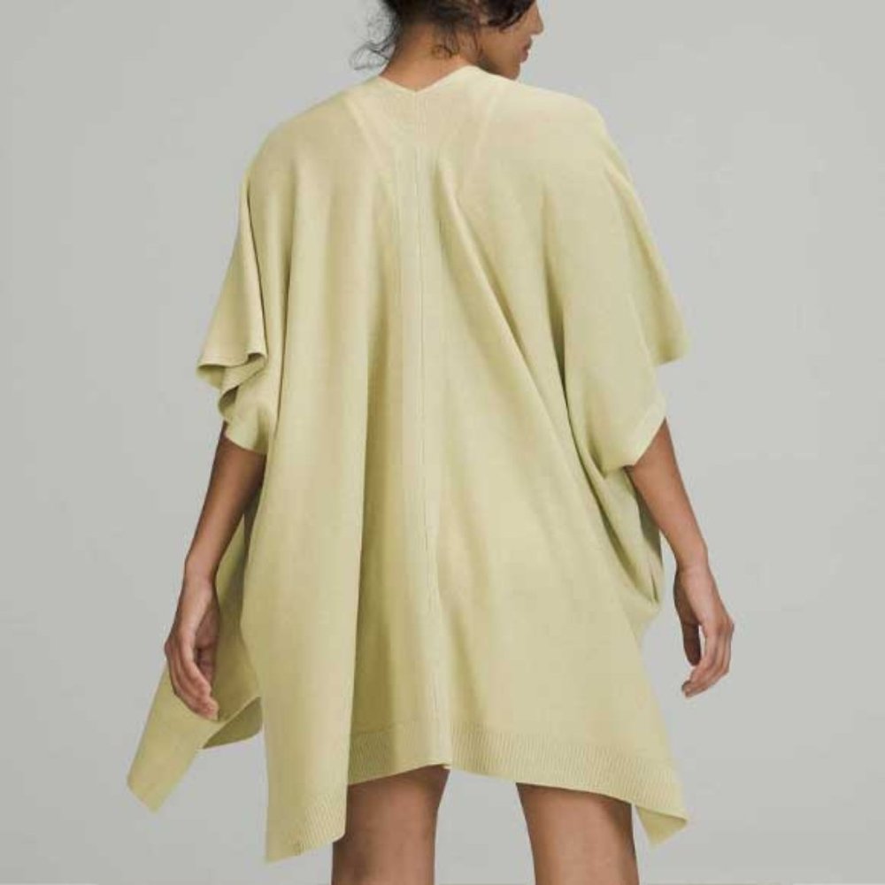 Lululemon | Merino Wool Short Sleeve Wrap in Dew Green Size XS/S